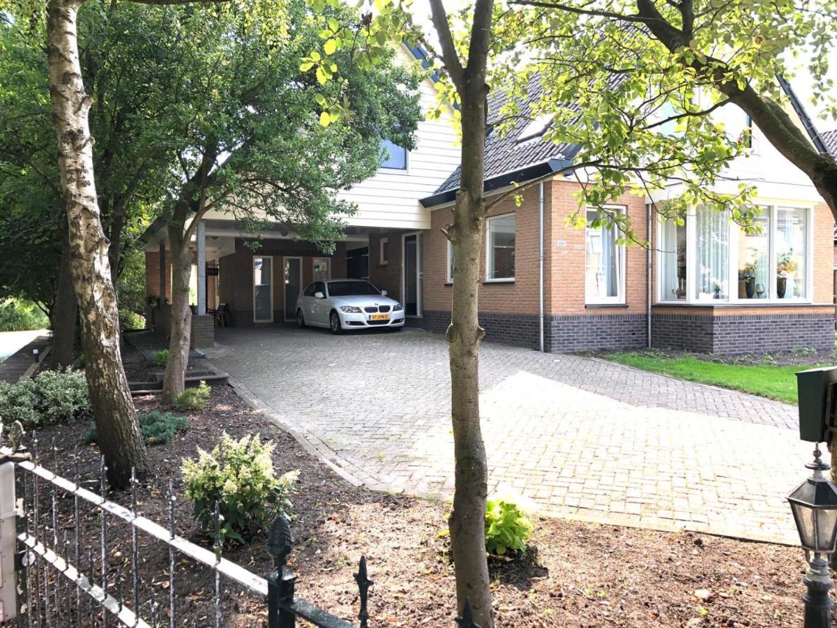 Apartment De Weideblom *